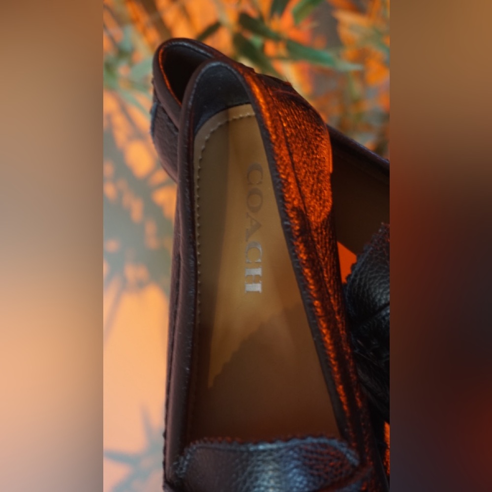 Coach  Black Leather Casual Flat Shoes Womens Size 7 B (pre owned) - Picture 6 of 9